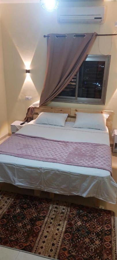 Seedi Yousef Hostel & Cafe Nazareth Exteriör bild